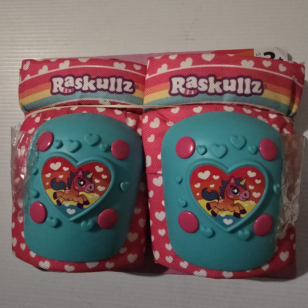 Raskullz Super Rainbow Corn Unicorn Knee & Elbow pads set, open box